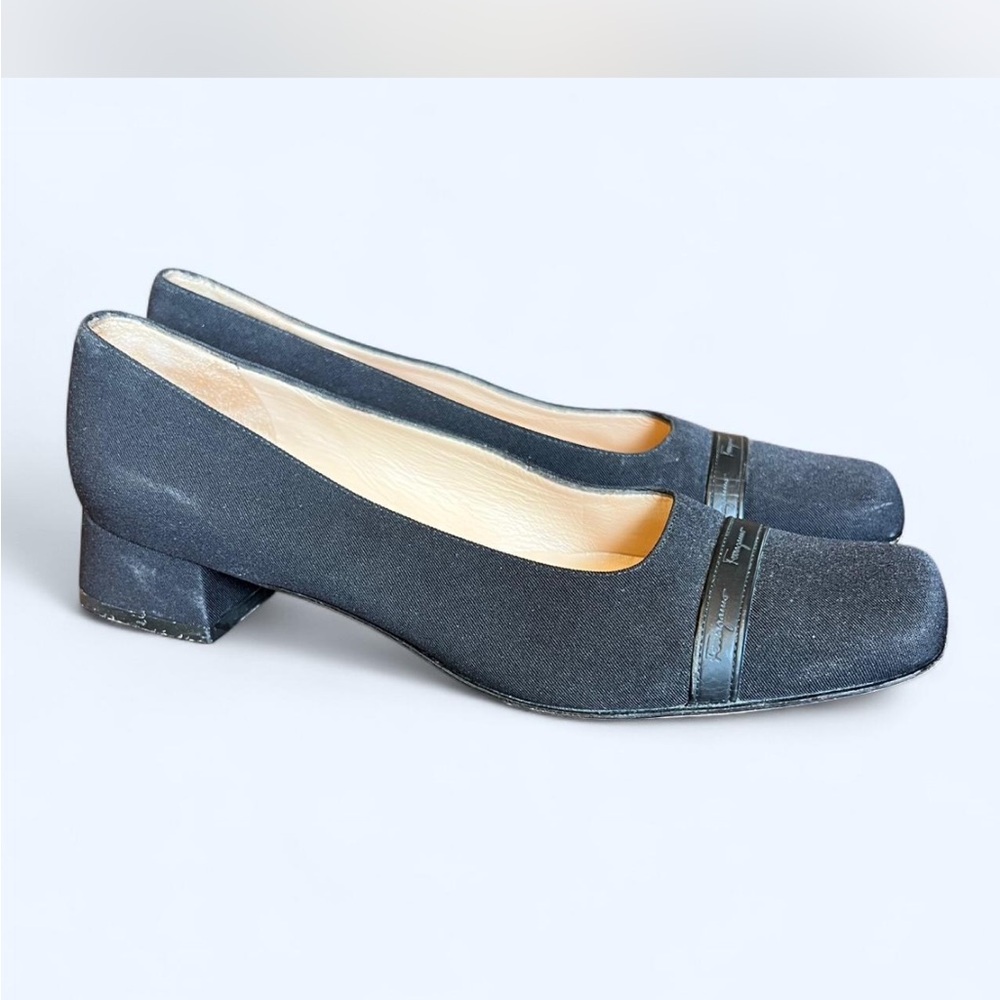 Salvatore Ferragamo Black Sonia Pumps